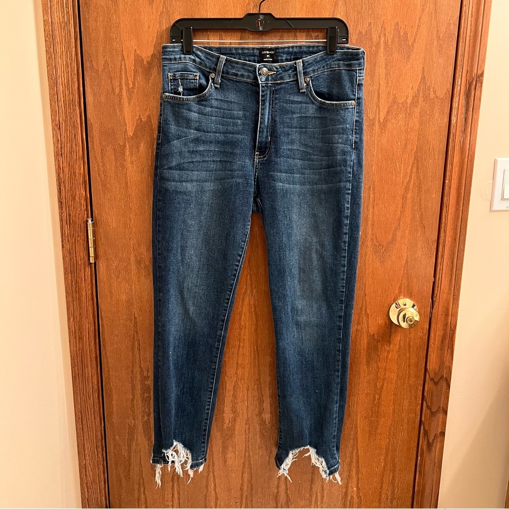 Just Black Shark Bite Denim